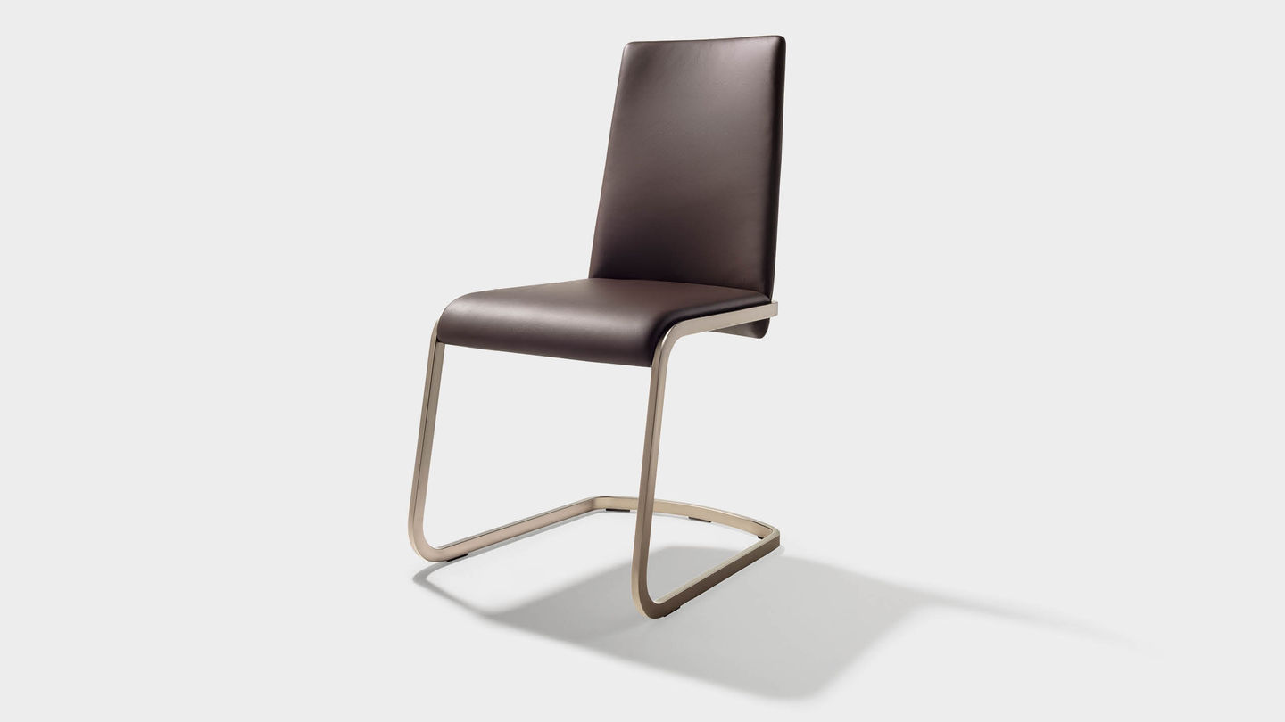 Chaise cantilever f1 en cuir brun foncé