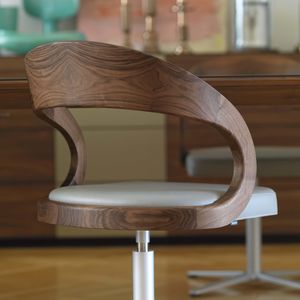 girado swivel chair with star base and solid wood backrest