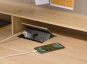bureau pisa avec multiprise escamotable affleurante, prises de courant et ports USB