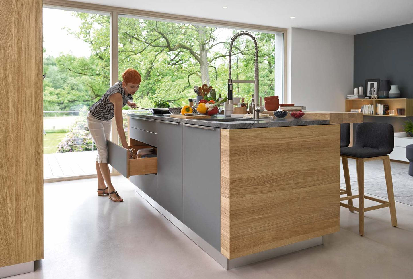linee kitchen island in wood with ark bar stool