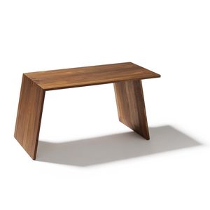 Приставной стол „sidekick“ из орехового дерева от TEAM 7, стоя или лёжа