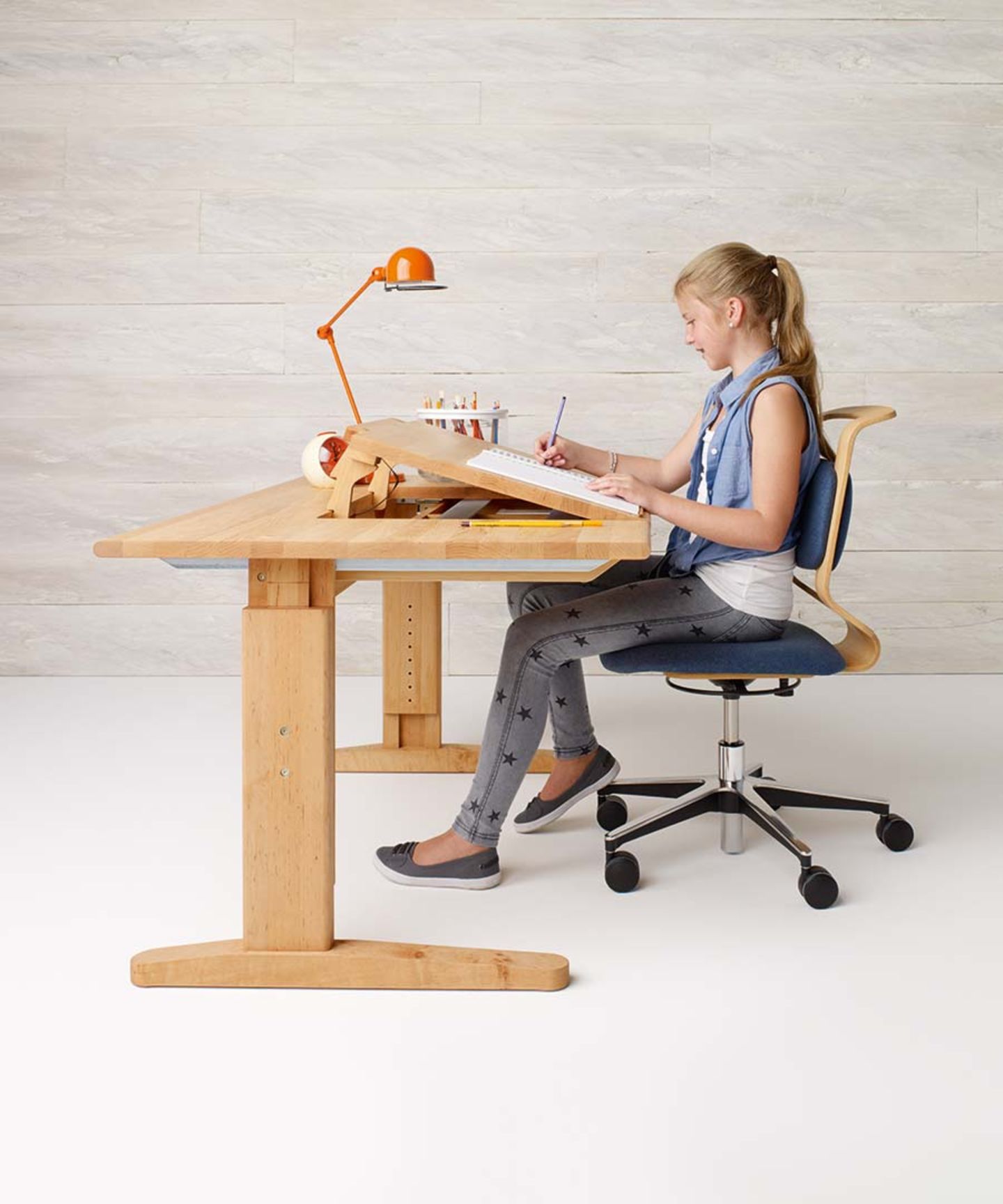 mobile ergonomic swivel chairs for kids and teenagers