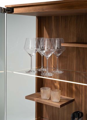 glass and wood elements in the TEAM 7 filigno glass cabinet with lighting