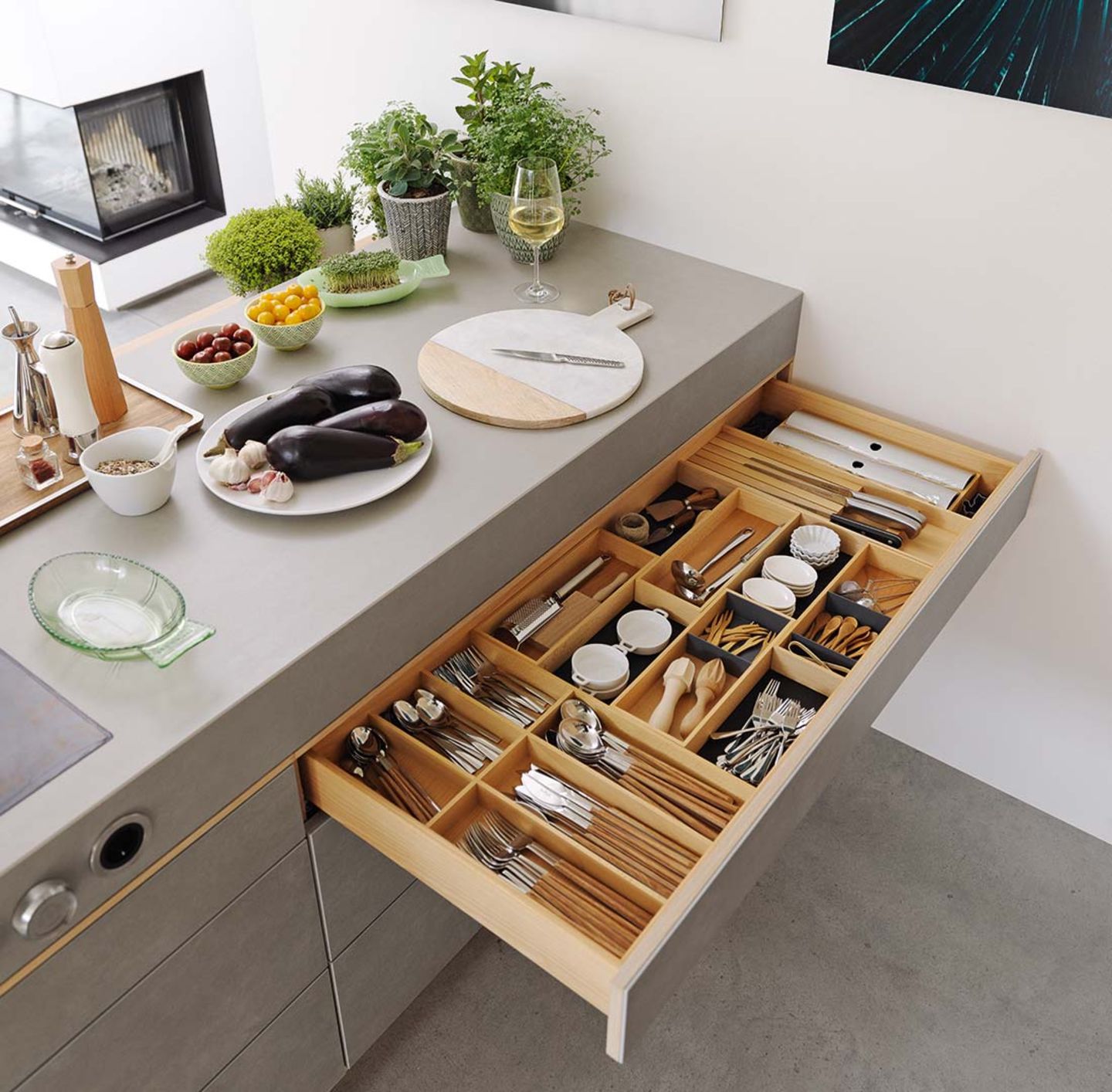 Solid wood filigno kitchen with practical interior layout of the drawers