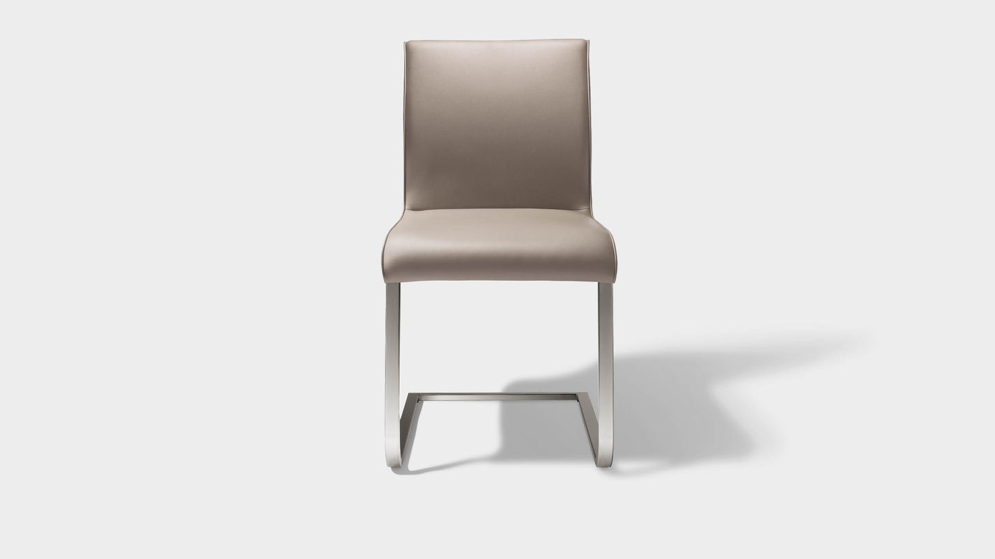 Консольный стул „magnum“ из серой кожи, вид спереди
