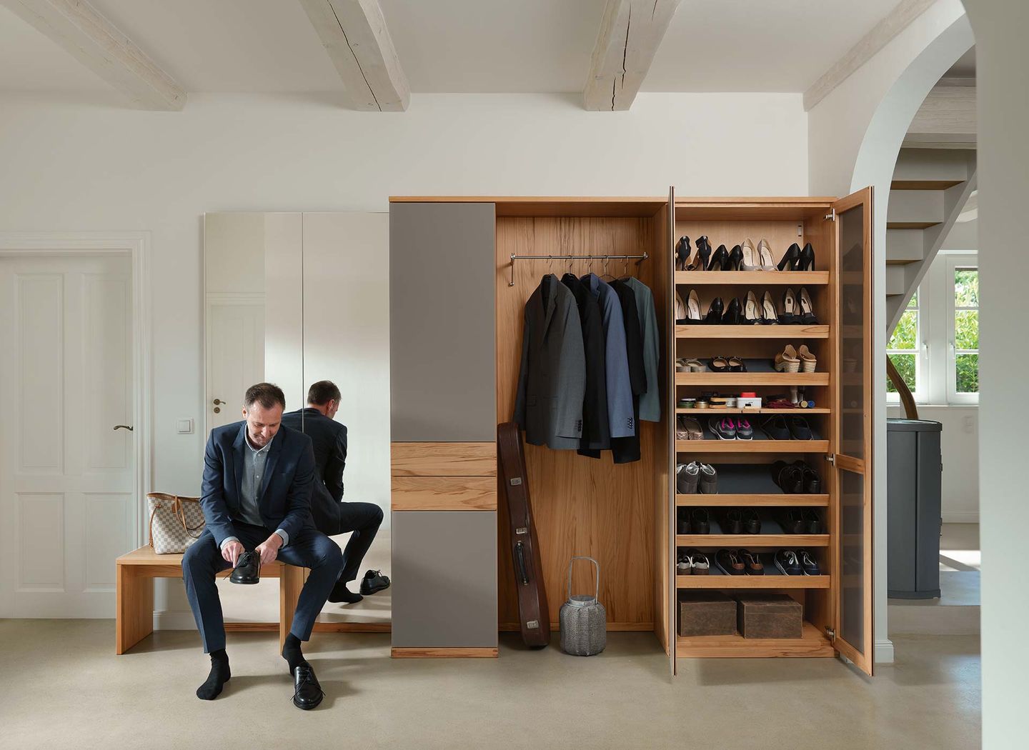 cubus coat cabinet with shoe rack